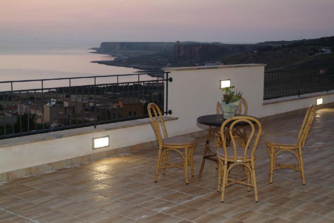 Bed and Breakfast Torre Salina Макарі Екстер'єр фото