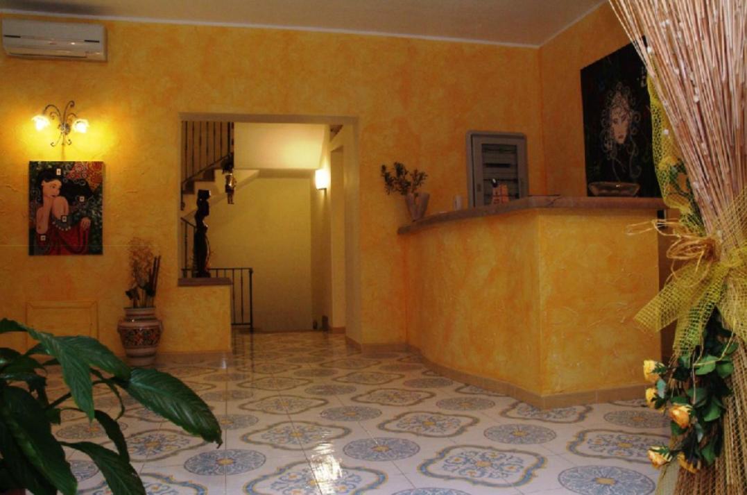 Bed and Breakfast Torre Salina Макарі Екстер'єр фото